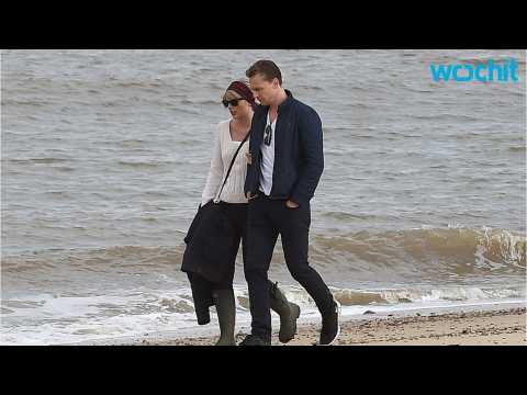 VIDEO : Taylor Swift and Tom Hiddleston Moving Too Fast?