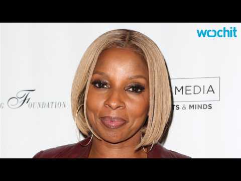 VIDEO : Mary J Blige Records a Song With Kanye West for Her Upcoming Album