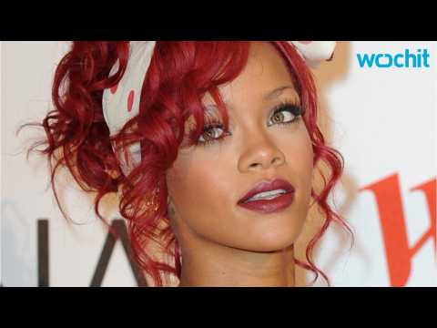 VIDEO : Rihanna Debuts new 'Star Trek' Song