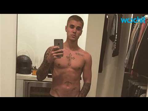 VIDEO : Justin Bieber Must Really Hate Pants