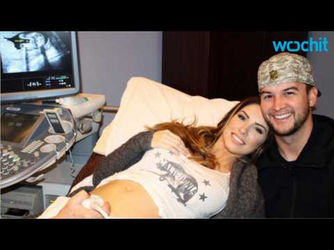 VIDEO : Katherine Webb And AJ McCarron Welcome First Child