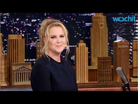 VIDEO : Message For the Haters From Amy Schumer