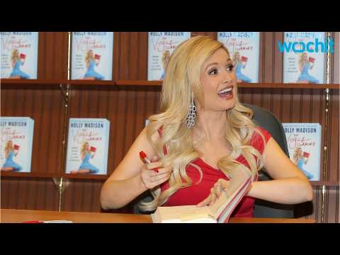 VIDEO : Holly Madison Talks Shop With E! News