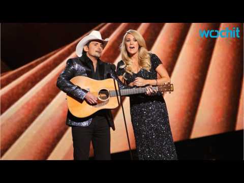 VIDEO : 2016 CMA Awards Will Feature Co-Hosts Brad Paisley And Carrie Underwood