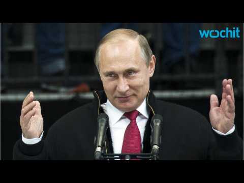 VIDEO : Putin Won't Meet Elton John in His Upcoming Visit to Moscow