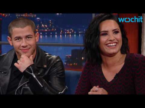 VIDEO : Nick Jonas & Demi Lovato Talk Awkward Teenage Songwriting