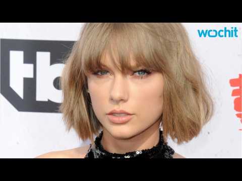 VIDEO : Taylor Swift Has Been Famous For 10 Years