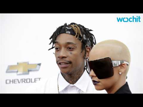 VIDEO : Wiz Khalifa gets fathers day tribute from Ex Amber Rose