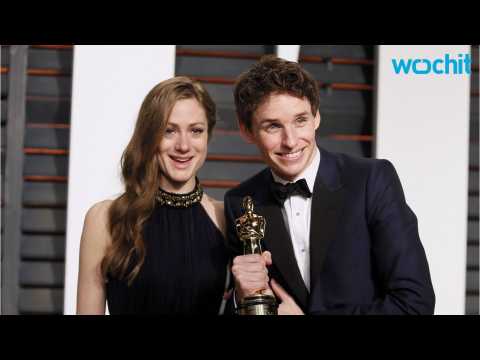 VIDEO : Actor Eddie Redmayne Becomes A Father