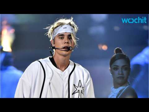 VIDEO : Is Justin Bieber a Real-Life ?South Park? Kenny?