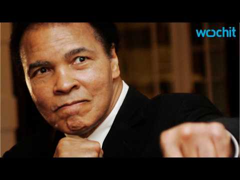 VIDEO : Boxing Legend Muhammad Ali Is Hospitalized