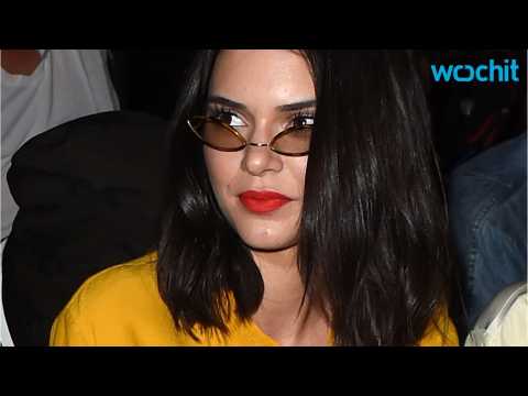 VIDEO : Is Kendall Jenner Really Going Short?