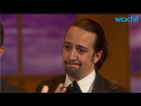VIDEO : 'Hamilton' sweeps diverse Tony Awards