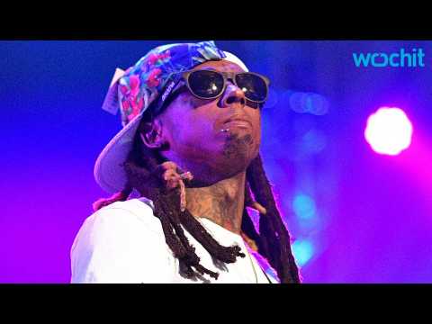 VIDEO : Lil Wayne Suffers Another Seizure