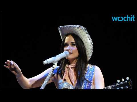 VIDEO : Kacey Musgraves and Conor Oberst Hit the Stage in NYC Fest