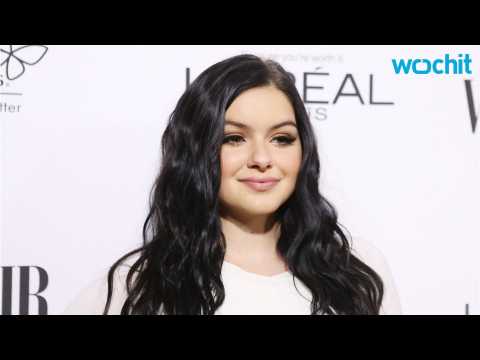 VIDEO : Ariel Winter Looks All Grown Up at Her Graduation Party