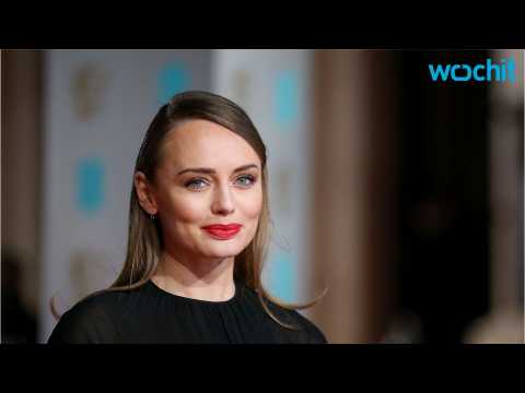 VIDEO : Actress Laura Haddock Joins Transformers: Last Knight Cast