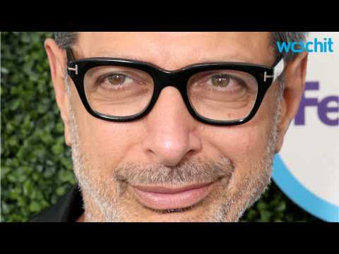 VIDEO : Jeff Goldblum Joins The Family of 'The Walking Dead'--For One Special Reason