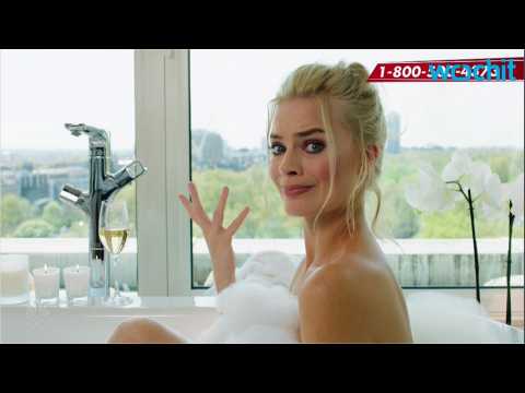 VIDEO : Margot Robbie Takes on a Bubble Bath for Charity on Red Nose Day