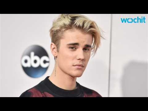 VIDEO : Skrillex, Justin Bieber Sued For 