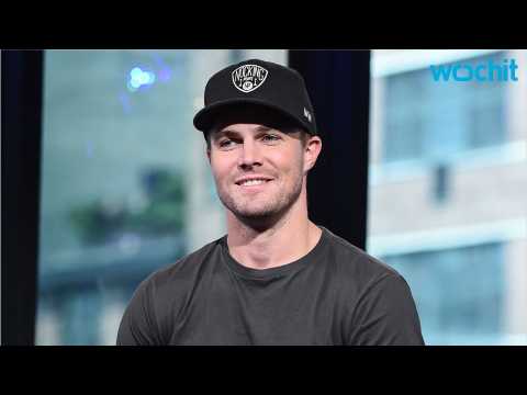 VIDEO : Stephen Amell Talks Reboot Differences In TMNT
