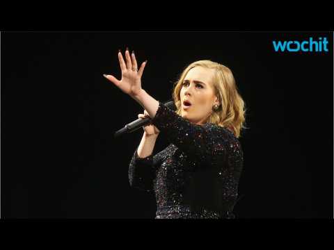 VIDEO : Adele Closes On Beverly Hills Home