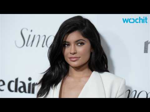 VIDEO : Does Kylie Jenner Have A New Man?
