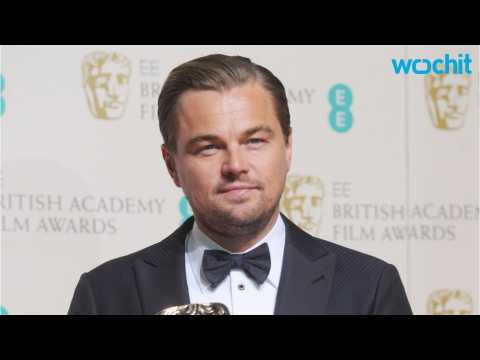 VIDEO : How Leonardo DiCaprio Relaxes