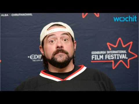 VIDEO : Kevin Smith May Have a Hand In Upcoming  'Arrow' Episodes