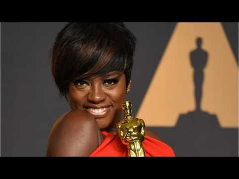 VIDEO : Viola Davis Wins Harvard 'Artist of the Year' Award