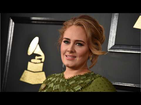 VIDEO : Adele Announces She's Married