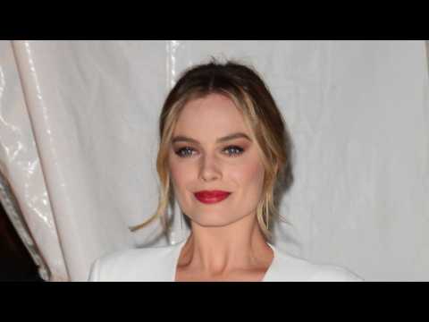 VIDEO : Margot Robbie to Star in Maid Marian Standalone Film