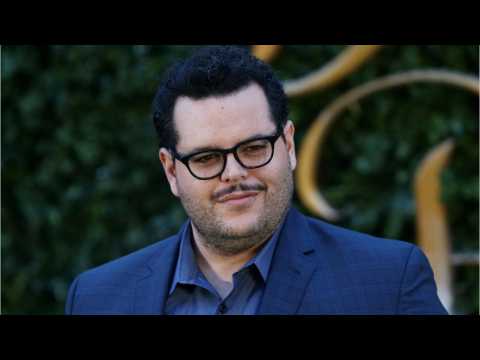 VIDEO : Josh Gad On LeFou?s Gay Moment in ?Beauty and the Beast?