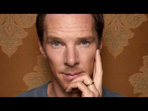 VIDEO : Benedict Cumberbatch Stops Time