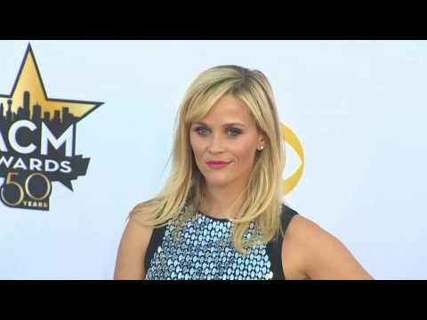 VIDEO : Reese Witherspoon Learns She's Irish