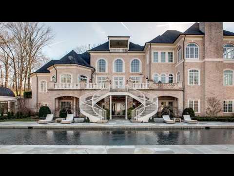 VIDEO : Kelly Clarkson?s $8.75 Million Mansion