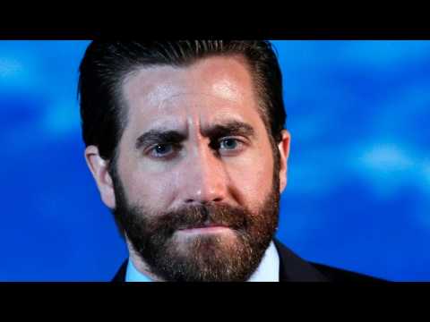 VIDEO : Jake Gyllenhaal On Love For Ryan Reynolds