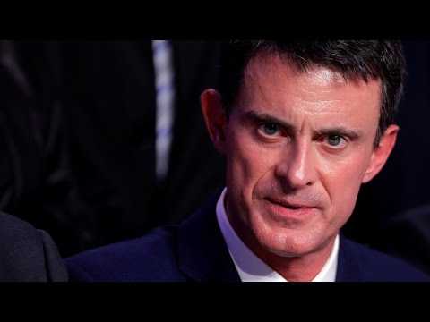 VIDEO : Manuel Valls : quatre d?un coup
