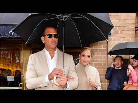 VIDEO : Alex Rodriguez and Jennifer Lopez Hit NYC