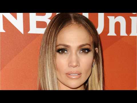 VIDEO : Alex Rodriguez Gushes Over Girlfriend Jennifer Lopez
