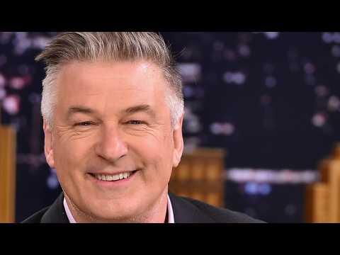 VIDEO : Alec Baldwin Reveals Struggles With Drug, Alcohol Abuse In New Memoir