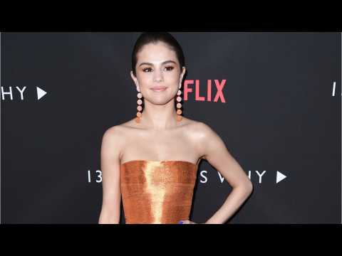 VIDEO : Selena Gomez Promotes 13 Reasons Why After Spending Time With The Weeknd