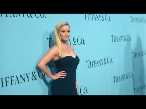 VIDEO : Reese Witherspoon Raises Awareness On The Harms Of Elephant Poaching