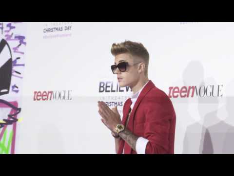 VIDEO : Justin Bieber shares a moment of reflection