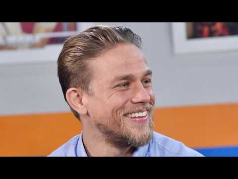 VIDEO : Charlie Hunnam's Gym Routine For 