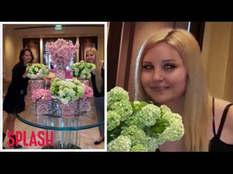 VIDEO : Amanda Bynes Posts Picture To Twitter Amidst Comeback Rumors