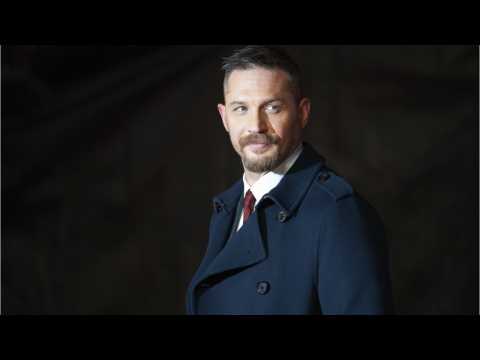 VIDEO : Tom Hardy Aids In Catcing Men In London Crime Incident