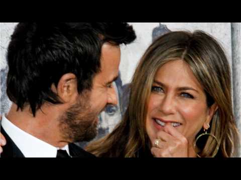 VIDEO : Jennifer Aniston On Husband's Beard
