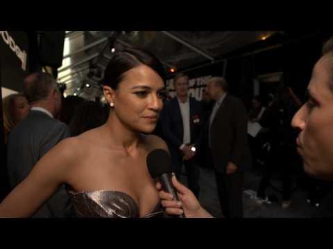 VIDEO : 'The Fate of the Furious' Premiere: A Sexy MIchelle Rodriguez