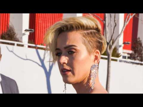 VIDEO : Katy Perry Goes Full Pixie